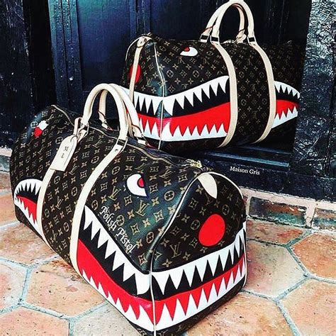 louis vuitton x supreme shark